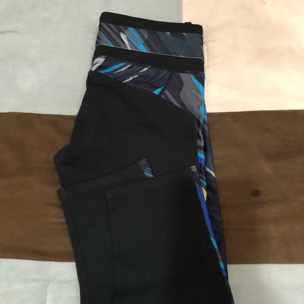 Fabletics crops - Picture 4 of 4